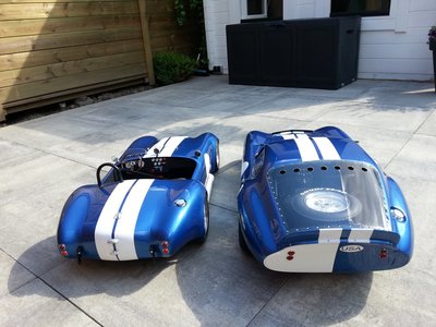 Quarterscale AC Daytona and AC Cobra (4).jpg
