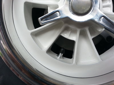 tire valve rear 4.jpg