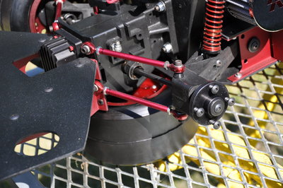 17 Red rear hubs.JPG