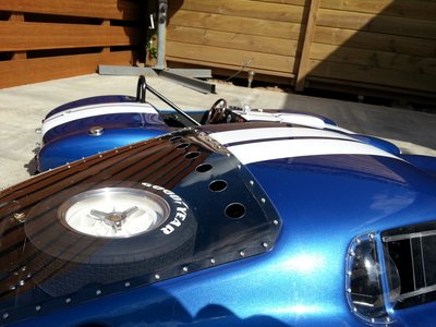 Quarterscale AC Daytona and AC Cobra (23).jpg