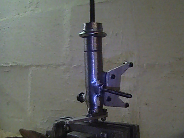 Strut Upper&Lower Spring Retainers 022.jpg