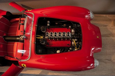 Ferrari-250-Testa-Rossa-19-1.jpg