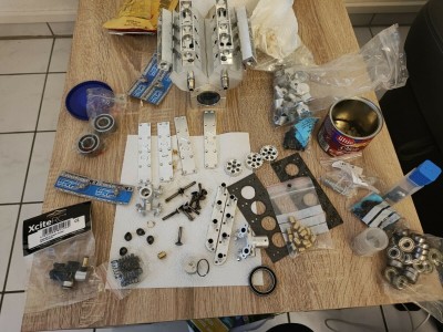 V8 engine.jpg