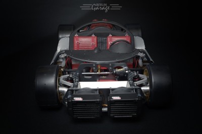 Ferrari1-klein.jpg