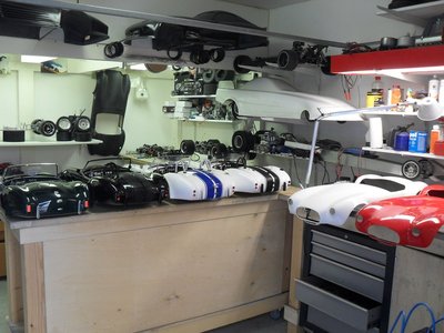 AC Cobra factory 2.JPG